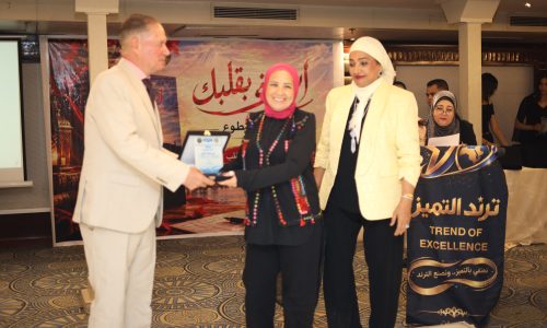 مي عبد النبي.. وجه من ذاكرة الفن المصري، ود. محمد هاشم يفتح صفحة جديدة من الوفاء لنجوم الإبداع ف ” ترند التميز”