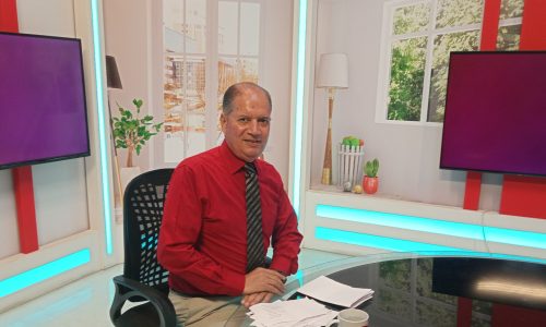 كل الناس نيوز وسفير النيل الدكتور محمد هاشم يهنئان الإعلاميين بعيدهم السنوي