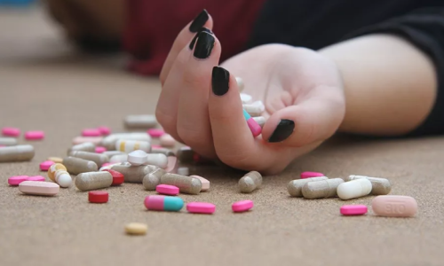 أخطاء شائعة عند تناول الأدوية وكيفية تجنبها + أفضل الأوقات