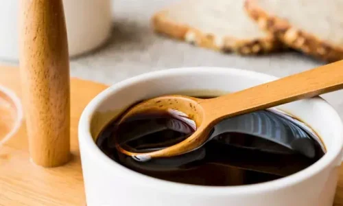 ماذا يحدث لمرضى السكري عند تناول العسل الأسود على معدة فارغة؟